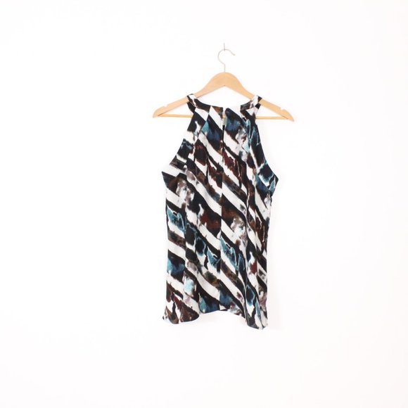 *Le Chateau Halter Sleeveless Blouse - Picture 4 of 5